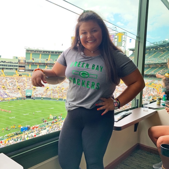 Meet your Posher, Ella - Picture 1 of 1